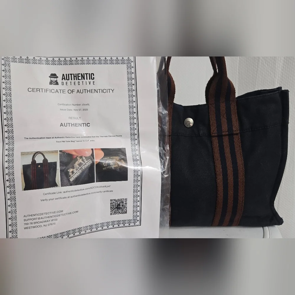 EUC Hermès Fourre-Tout Tote Bag – Navy Canvas with Brown Striped Handles w/COA